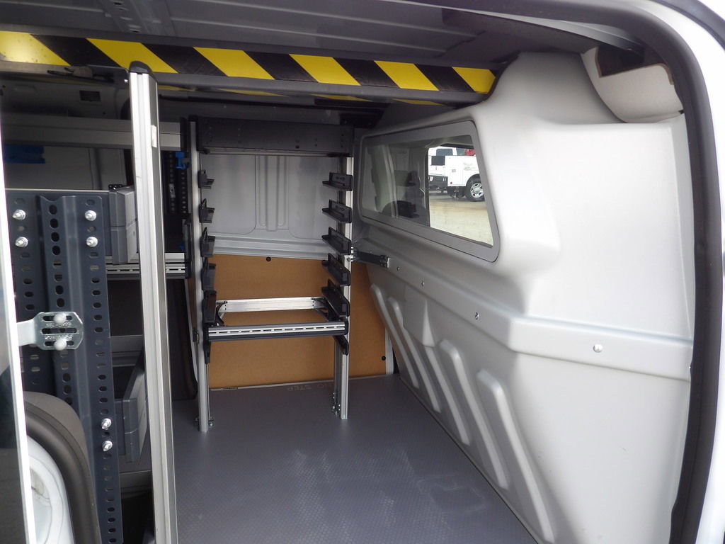 Used 2023 Ford Transit Connect XL image 30