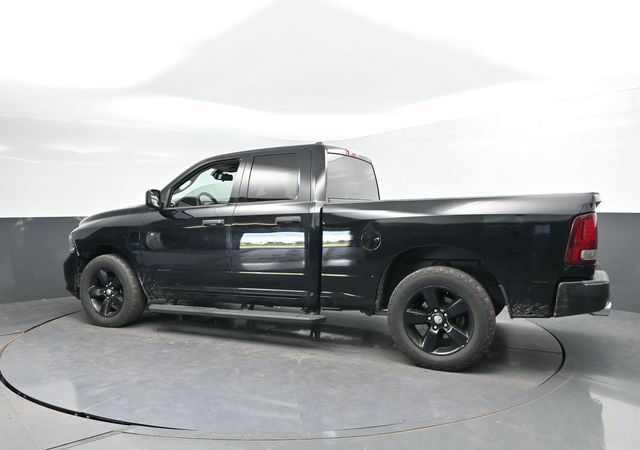 Used 2014 RAM 1500 Express w/ Black Ram 1500 Express Group RWD image 9