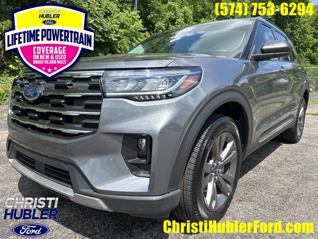 Used 2025 Ford Explorer Active w/ Active Comfort Package image 1
