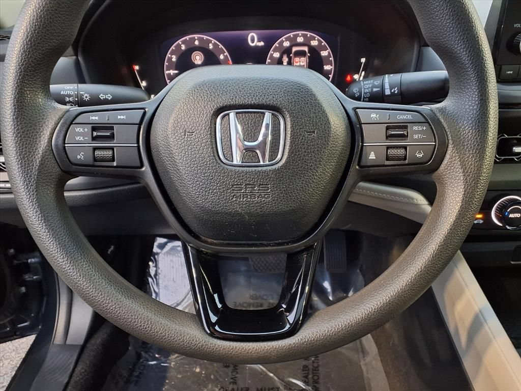Used 2024 Honda Accord EX image 10