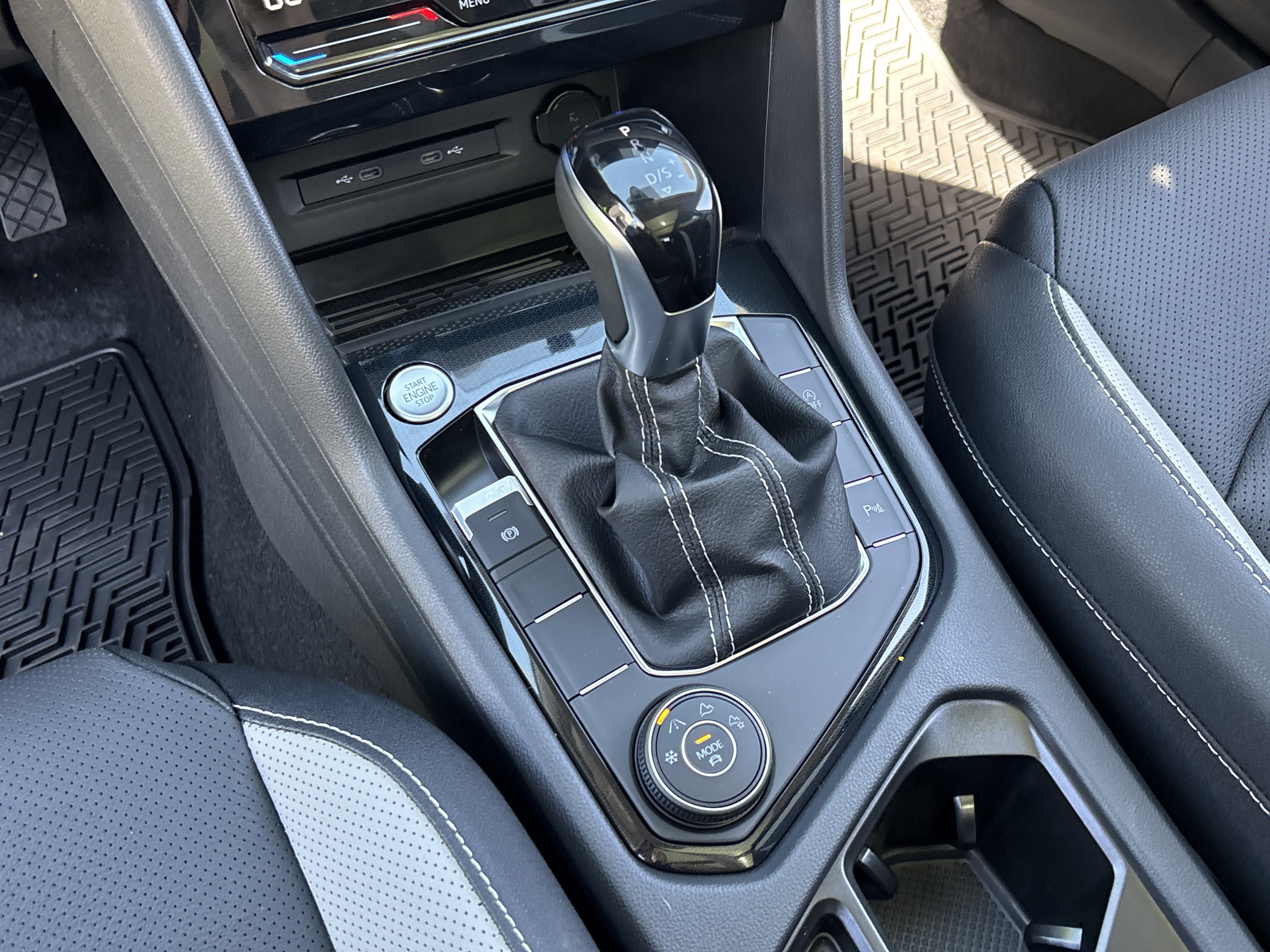 New 2026 Volkswagen Taos SEL AWD/4WD image 20