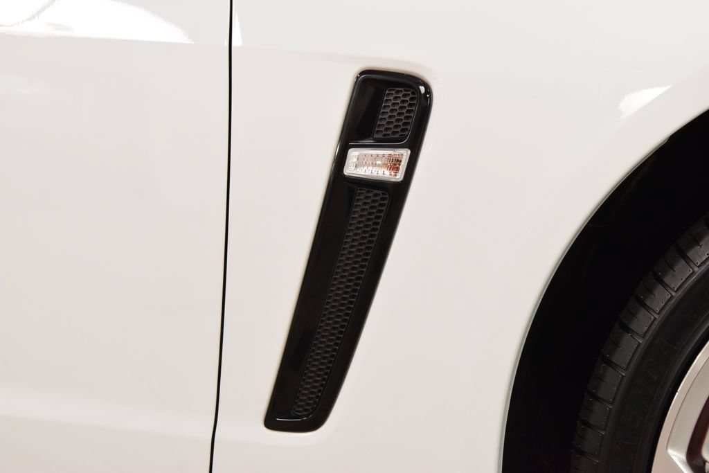 Used 2017 Chevrolet SS RWD image 17