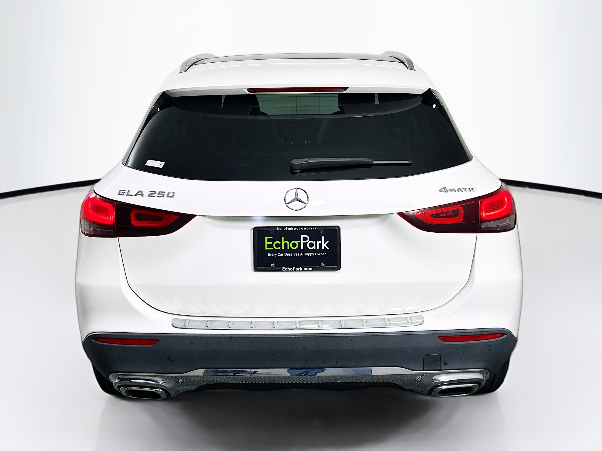 Used 2023 Mercedes-Benz GLA 250 4MATIC w/ Premium Package image 7