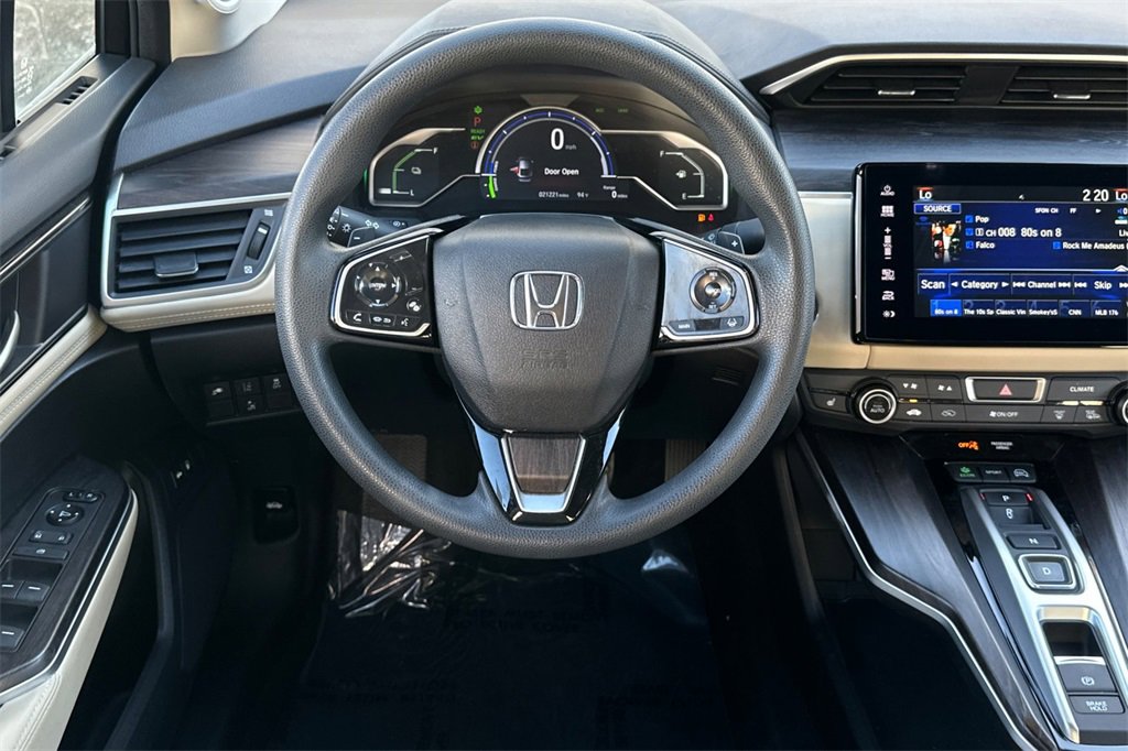 Certified 2021 Honda Clarity Plug-In Hybrid image 16