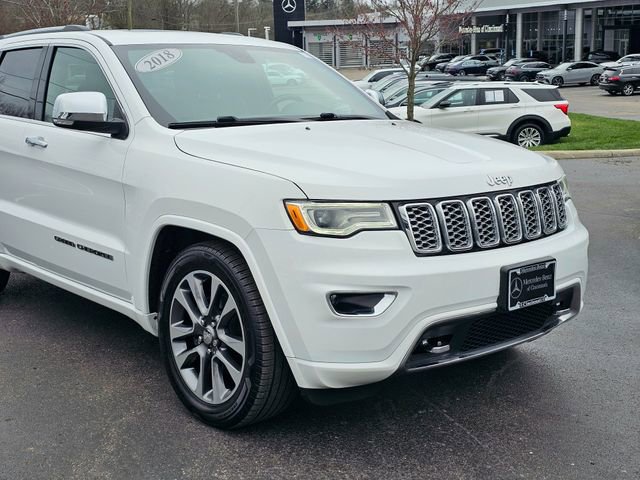 Used 2018 Jeep Grand Cherokee Overland image 2