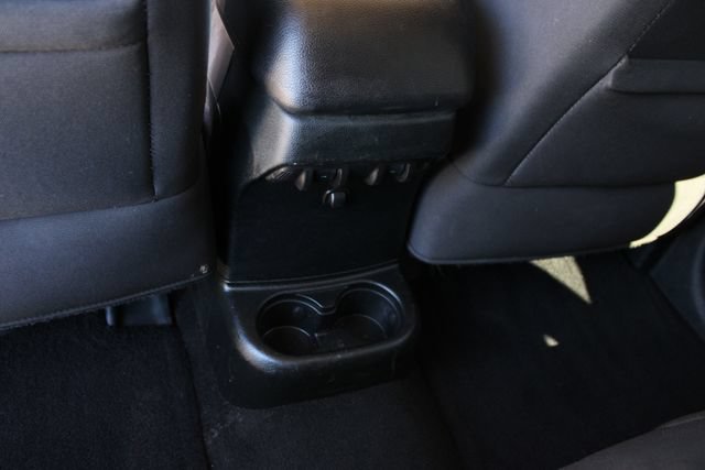 Used 2018 Jeep Wrangler Unlimited Sahara AWD/4WD image 22
