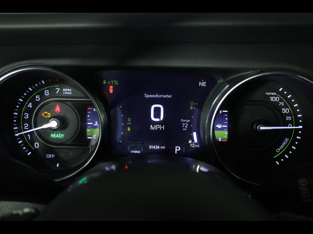 Used 2022 Jeep Wrangler Unlimited Sahara AWD/4WD image 23