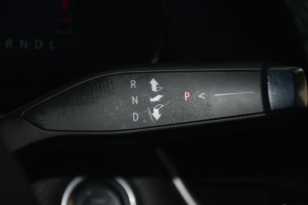 Used 2025 Chevrolet Equinox LT FWD image 16