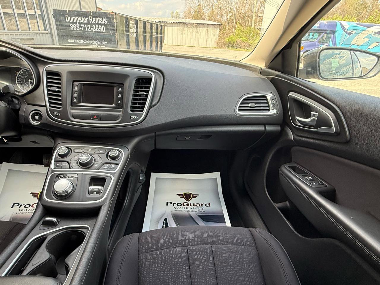 Used 2015 Chrysler 200 Limited w/ Convenience Group image 14
