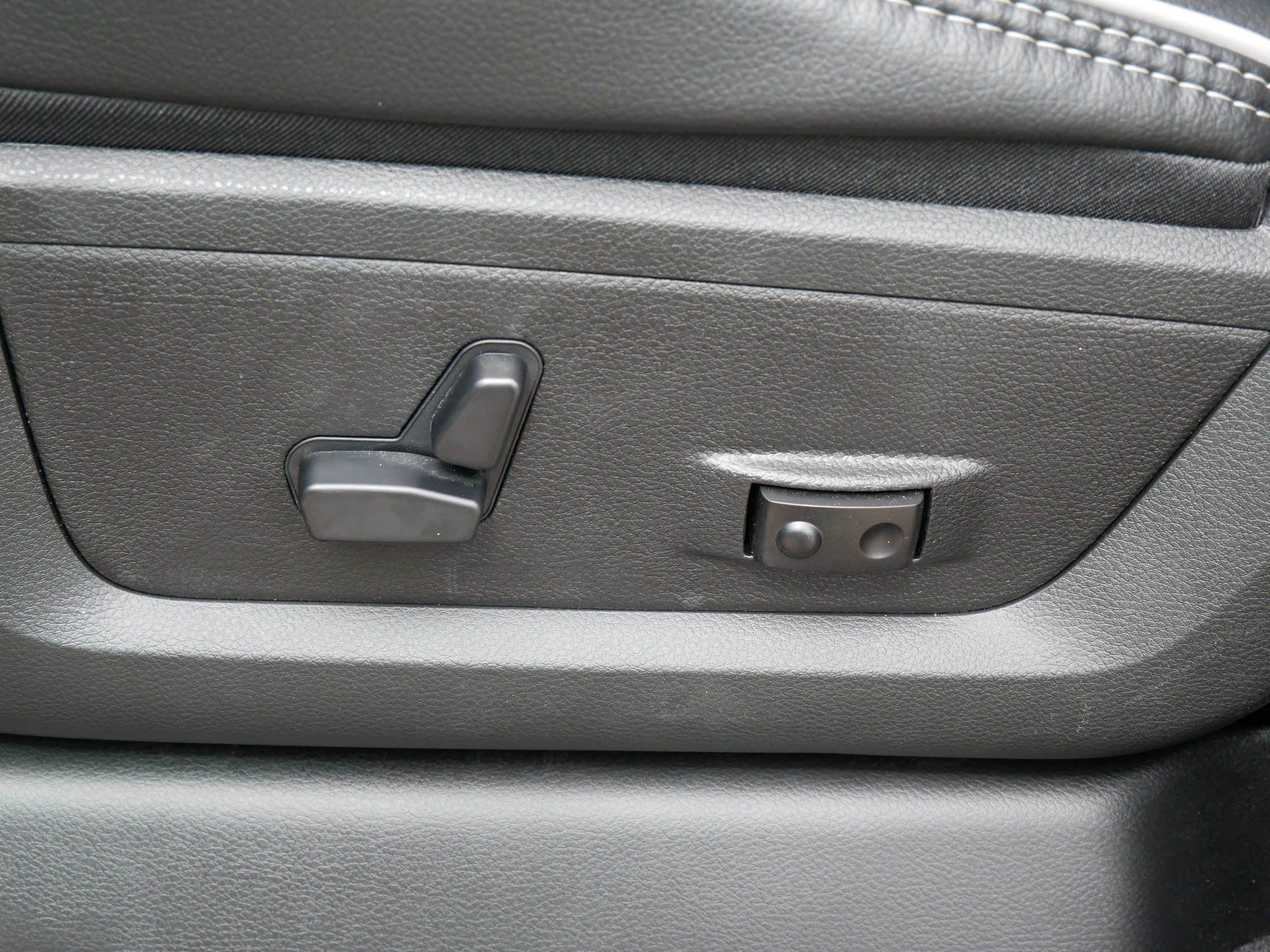 New 2026 RAM 3500 Laramie image 13