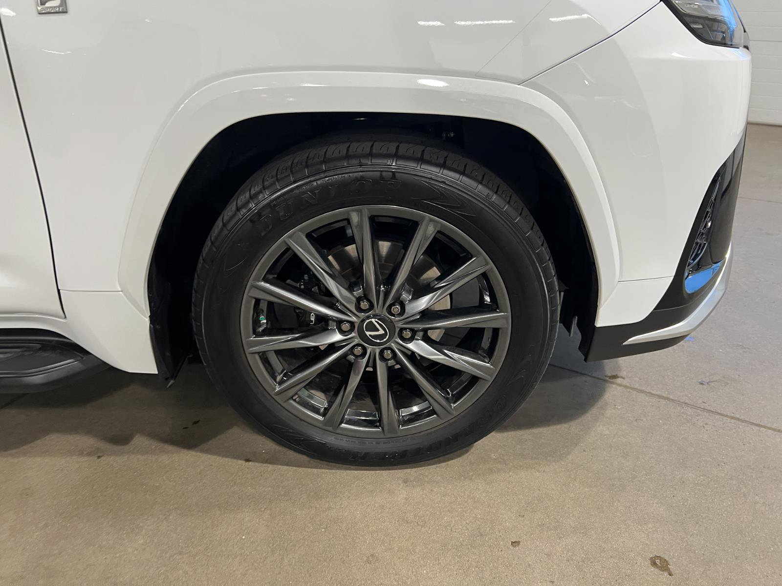 Used 2024 Lexus LX 600 F Sport AWD/4WD image 44