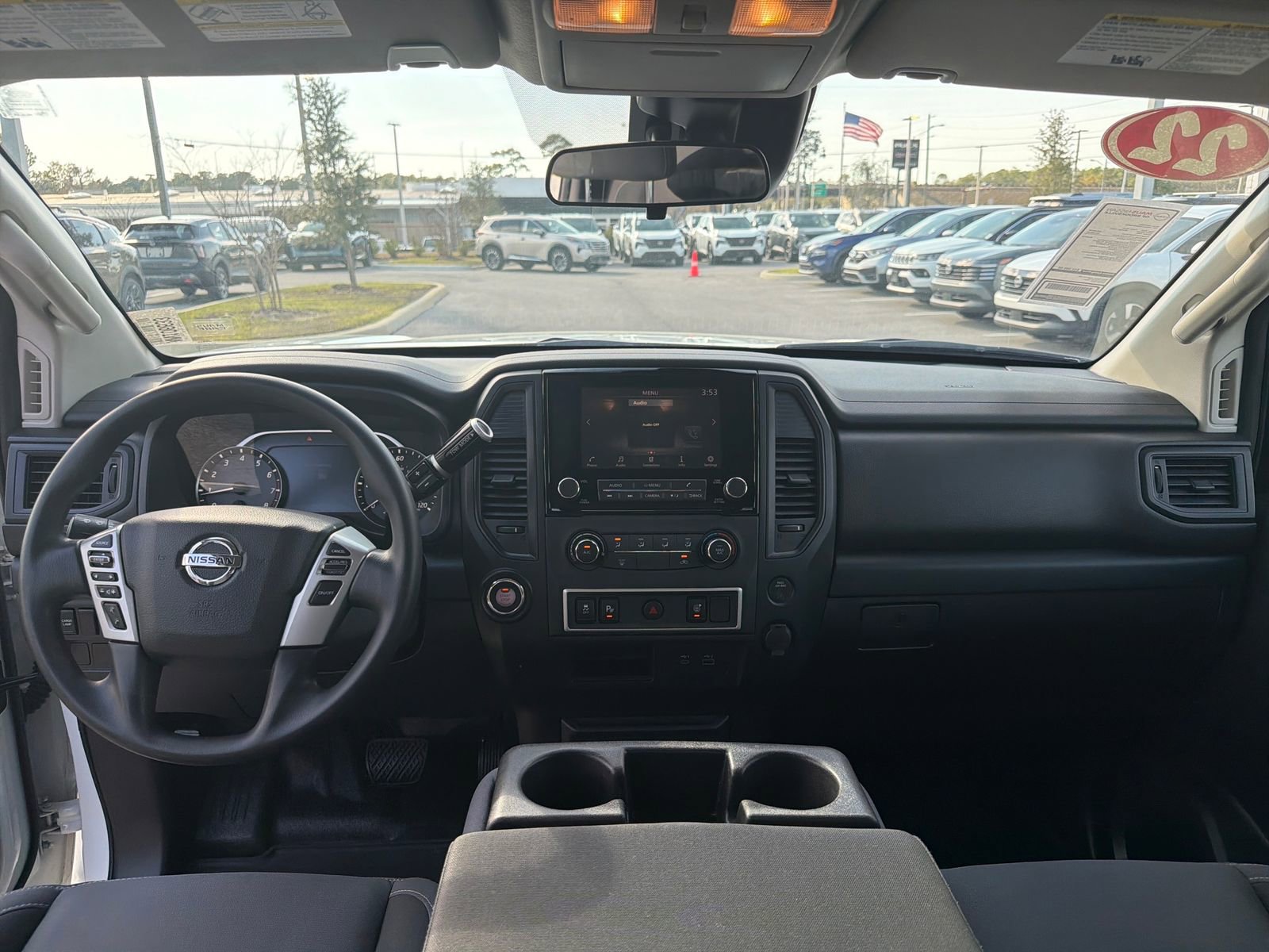 Used 2022 Nissan Titan S image 19