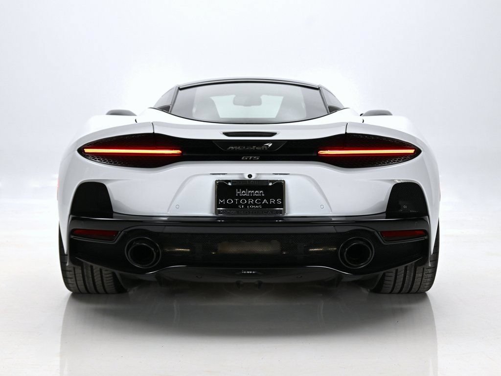 Used 2025 McLaren GTS RWD image 5