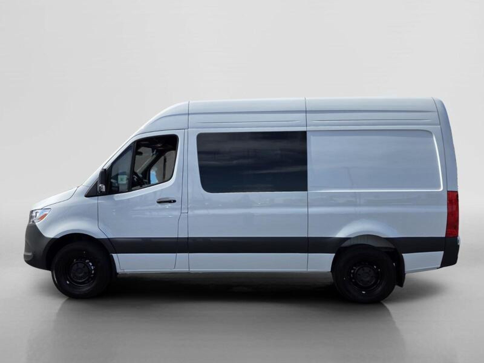 New 2026 Mercedes-Benz Sprinter 2500 image 2