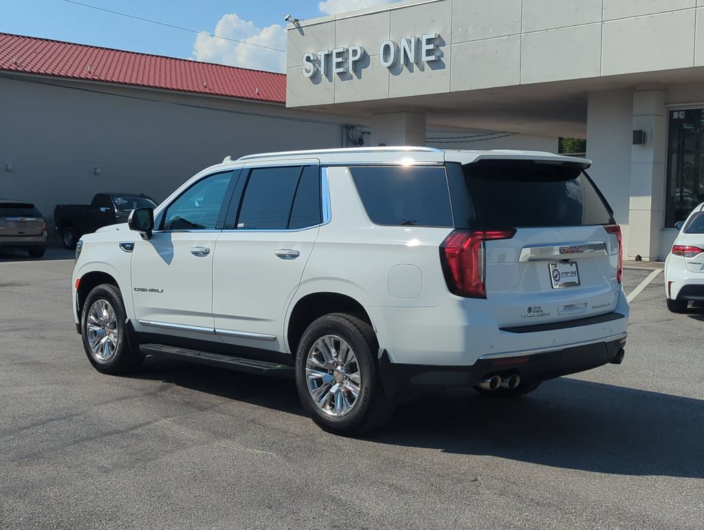 Used 2024 GMC Yukon Denali AWD/4WD image 4