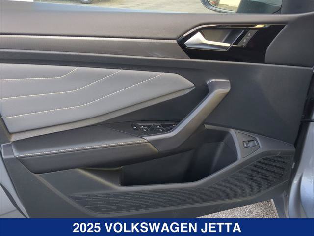 Certified 2025 Volkswagen Jetta SEL FWD image 10