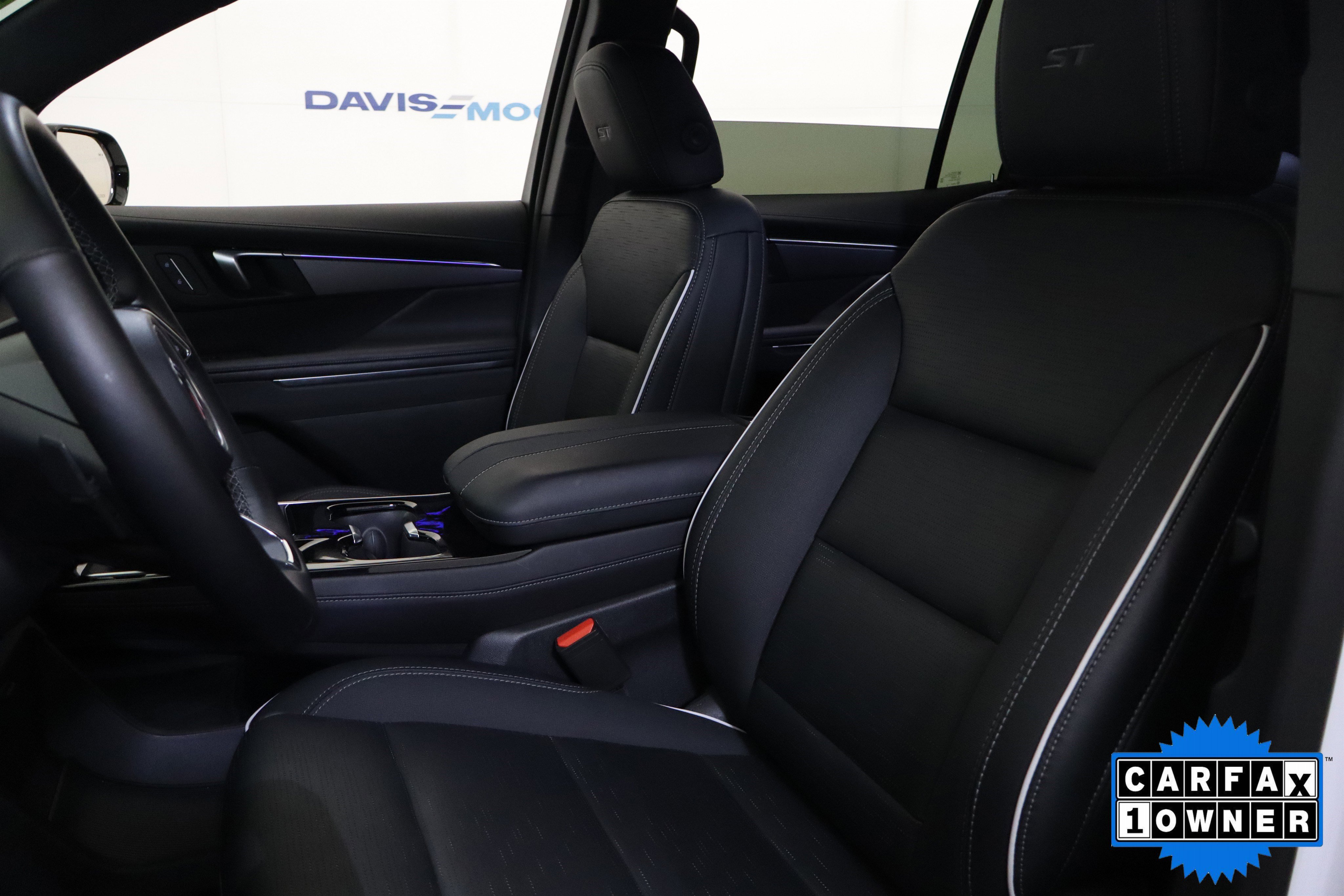 Used 2025 Buick Enclave Sport Touring image 22