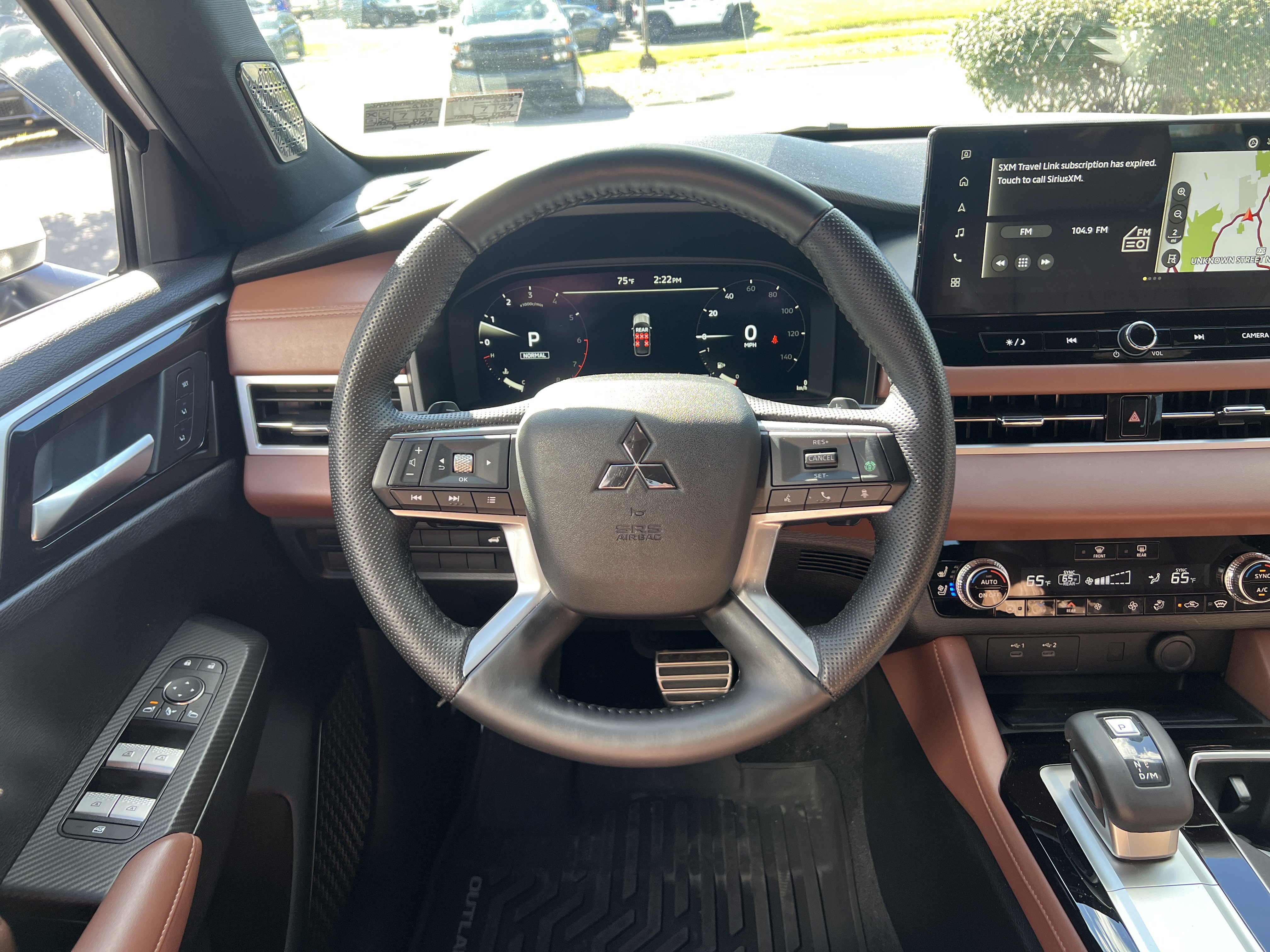 Used 2025 Mitsubishi Outlander SEL AWD/4WD image 18