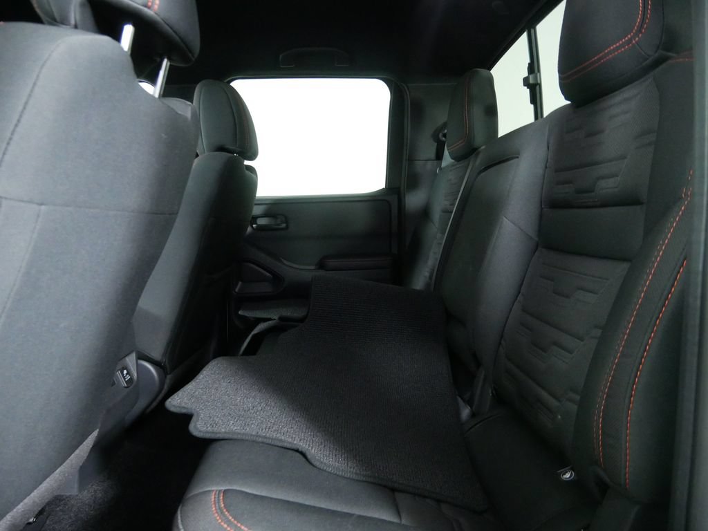 Used 2026 Nissan Frontier PRO-4X w/ Pro-4x Convenience Package AWD/4WD image 16