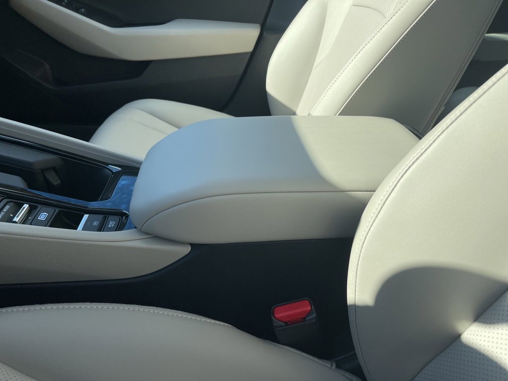 New 2025 Honda Accord EX-L image 12