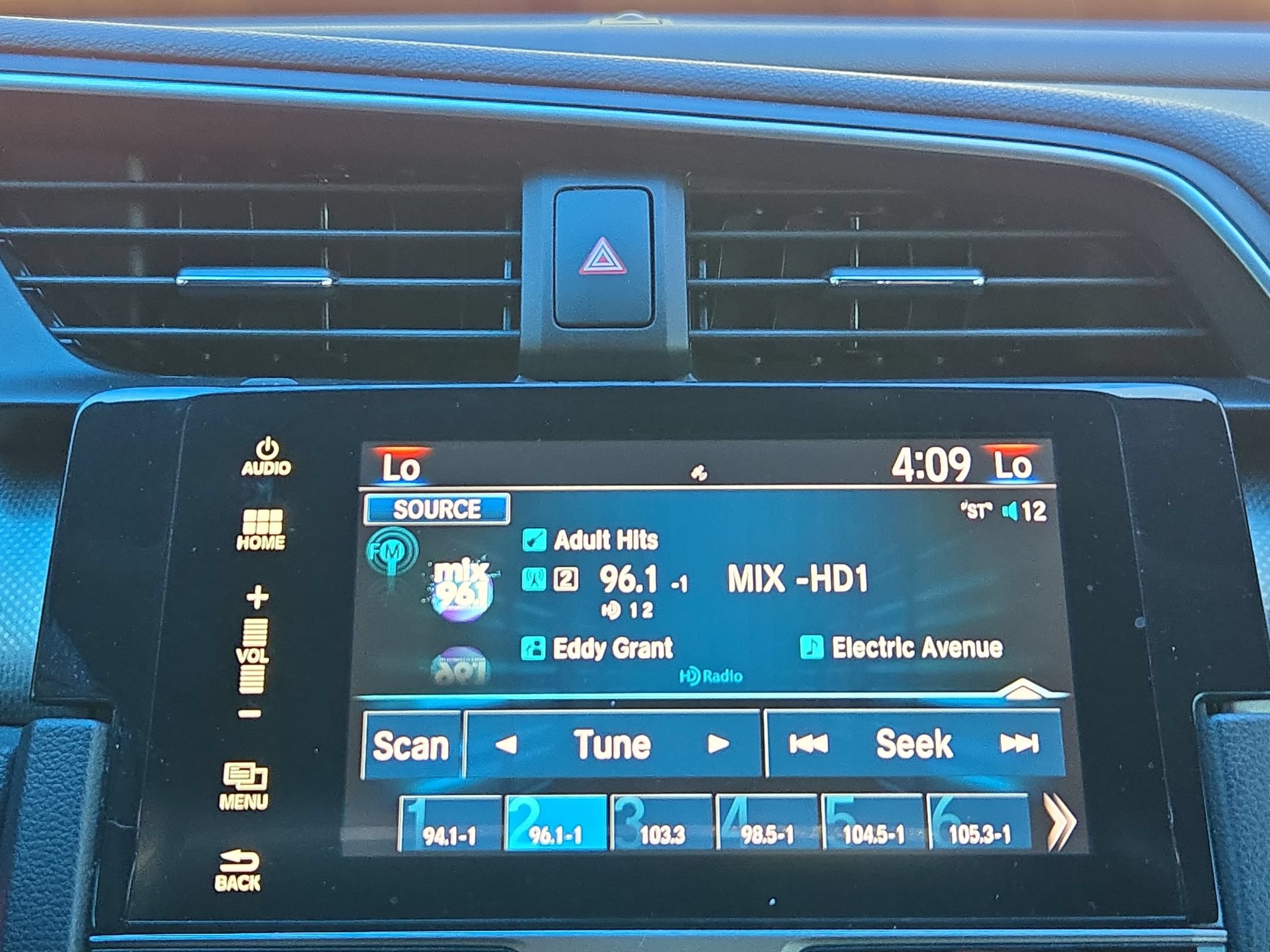 Used 2018 Honda Civic EX image 17