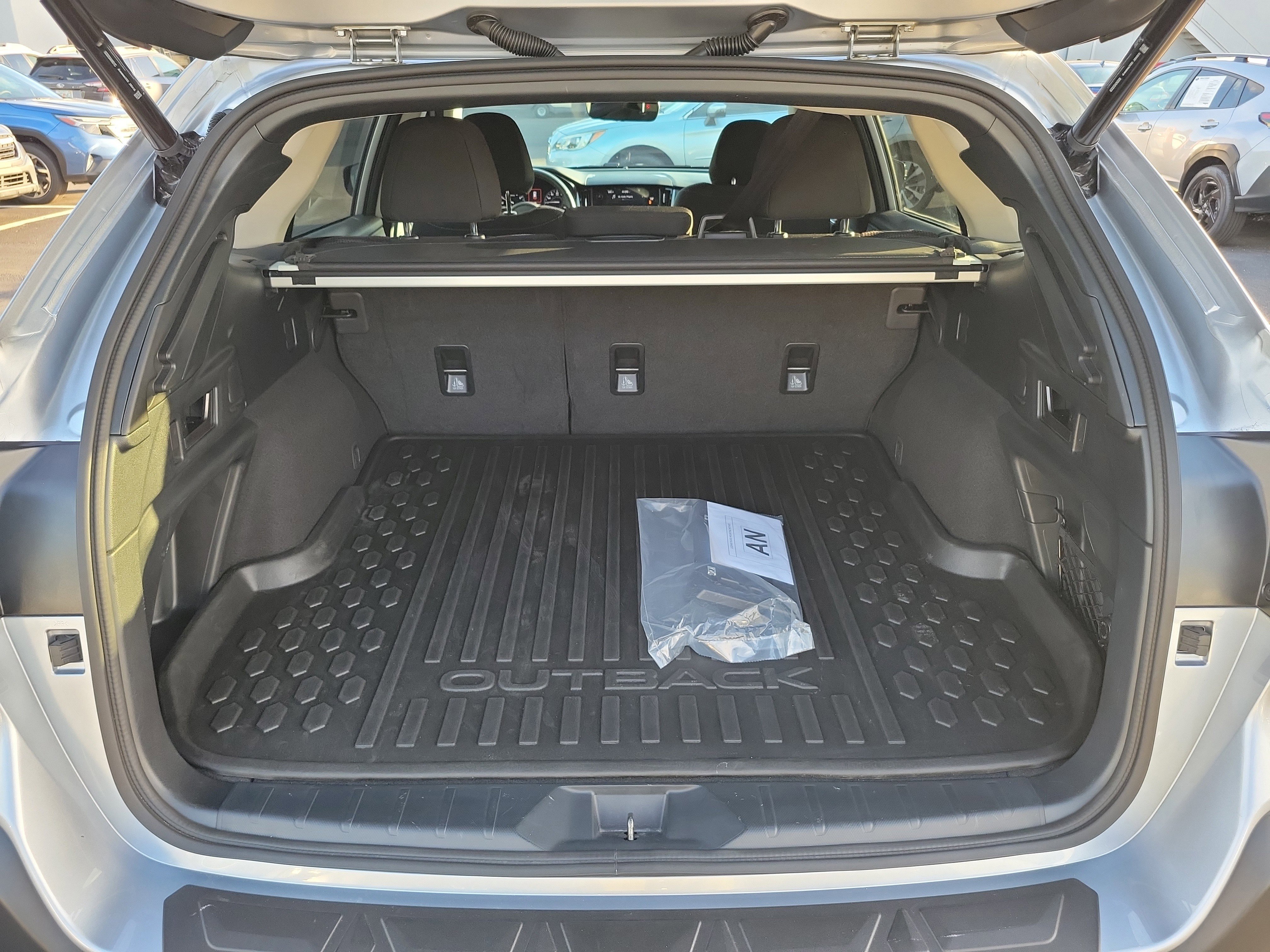 Certified 2025 Subaru Outback Premium w/ Popular Package #1A image 12