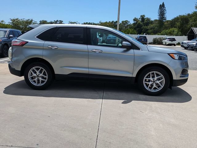 Used 2024 Ford Edge SEL AWD/4WD image 4