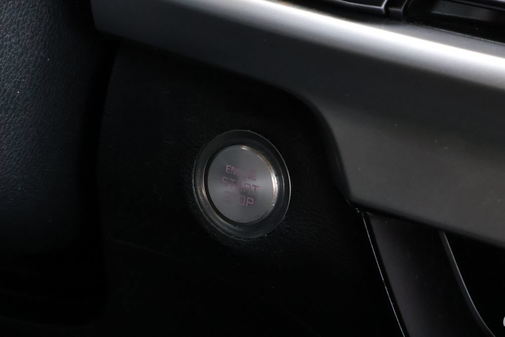 Used 2020 Kia Telluride LX AWD/4WD image 25