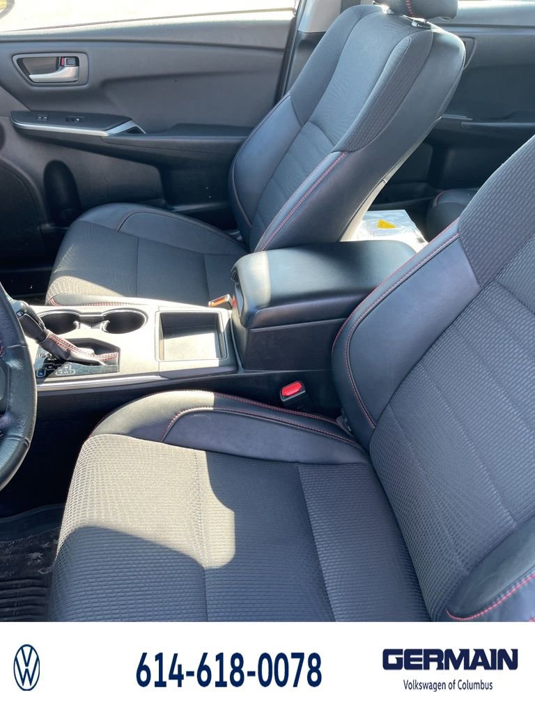 Used 2017 Toyota Camry SE image 24