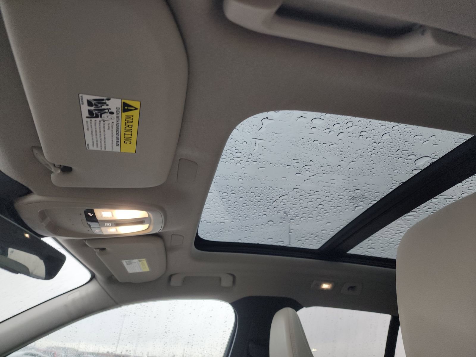 Used 2023 Volvo XC40 B4 Plus w/ Driver Assist Package FWD image 19