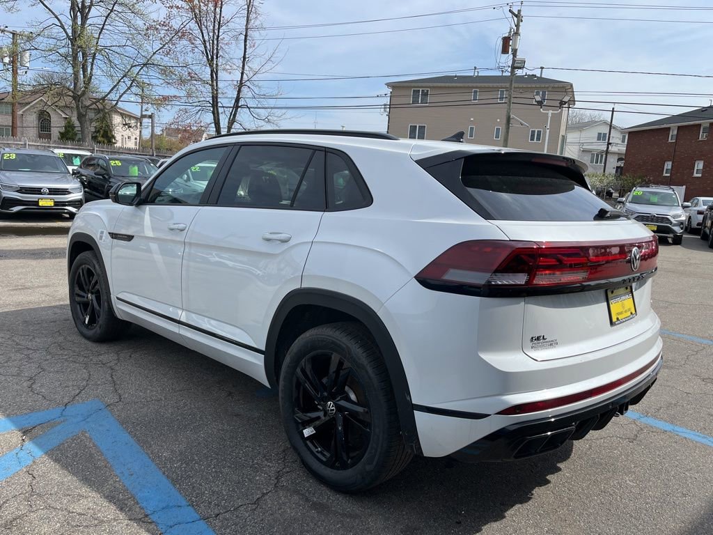 New 2026 Volkswagen Atlas Cross Sport SEL R-Line AWD/4WD image 13