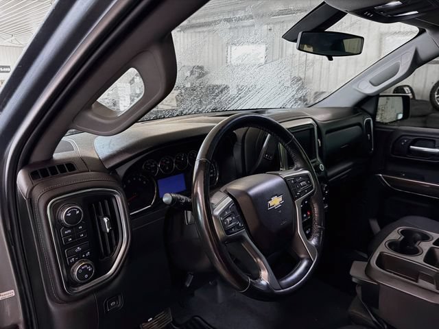 Used 2019 Chevrolet Silverado 1500 LT w/ Convenience Package AWD/4WD image 8