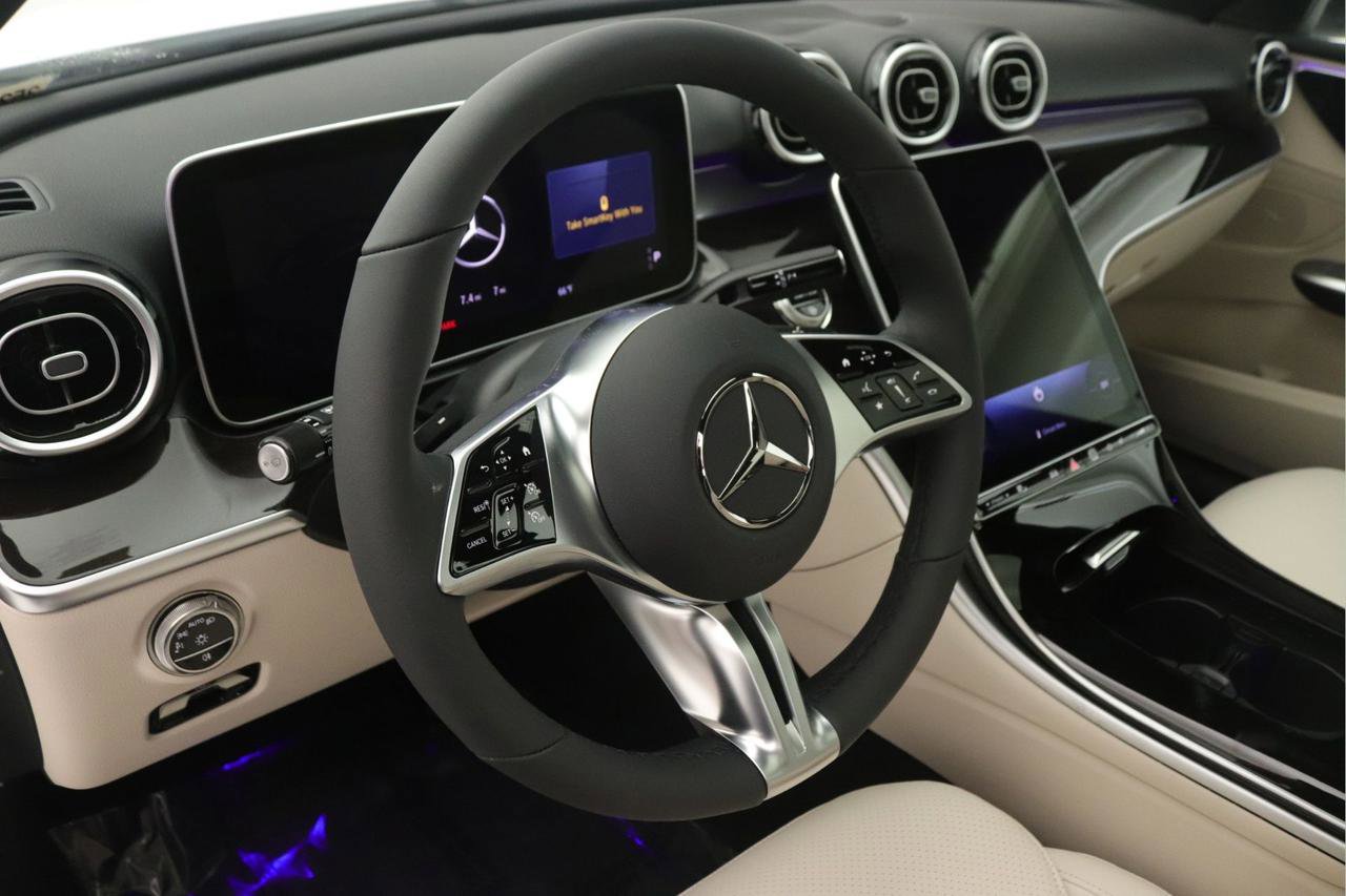 New 2026 Mercedes-Benz C 300 4MATIC Sedan image 4