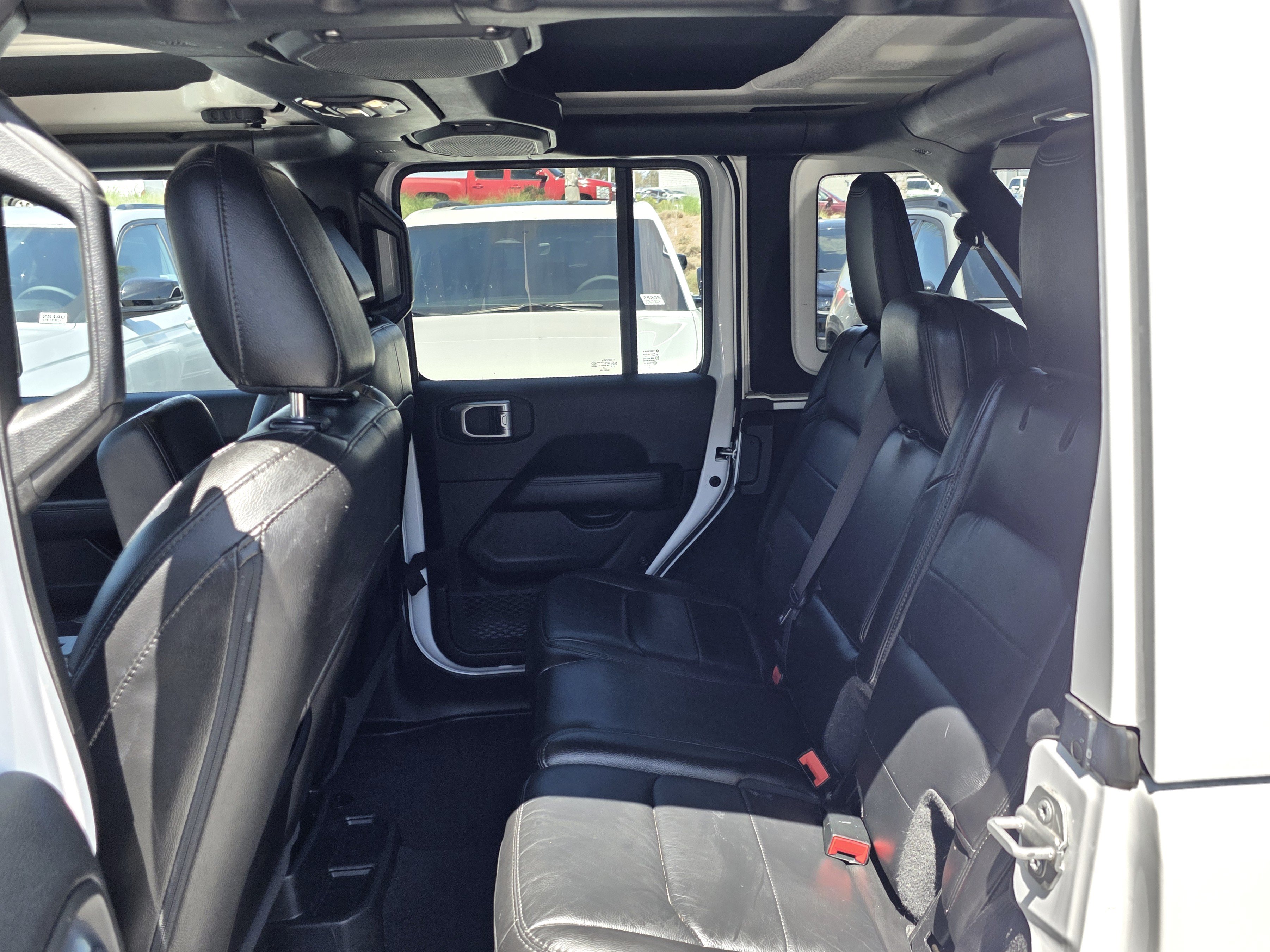 Certified 2021 Jeep Wrangler Unlimited Sahara AWD/4WD image 17
