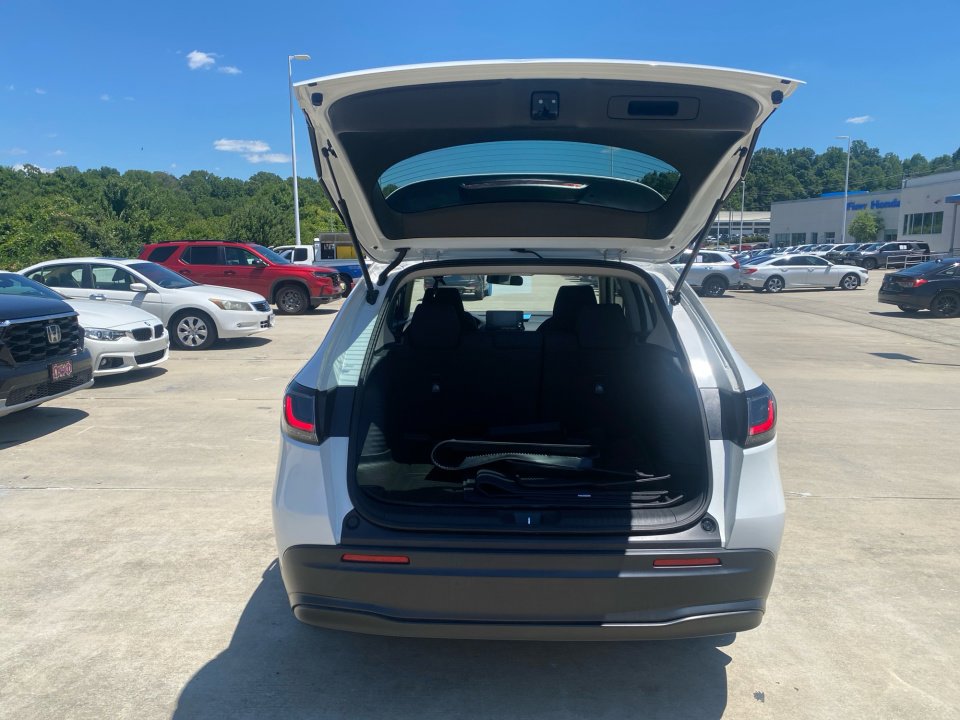Certified 2024 Honda HR-V LX image 18