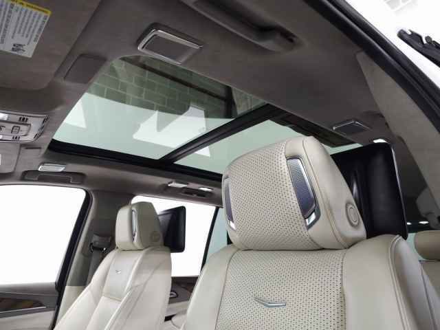 Used 2022 Cadillac Escalade Premium Luxury Platinum image 20