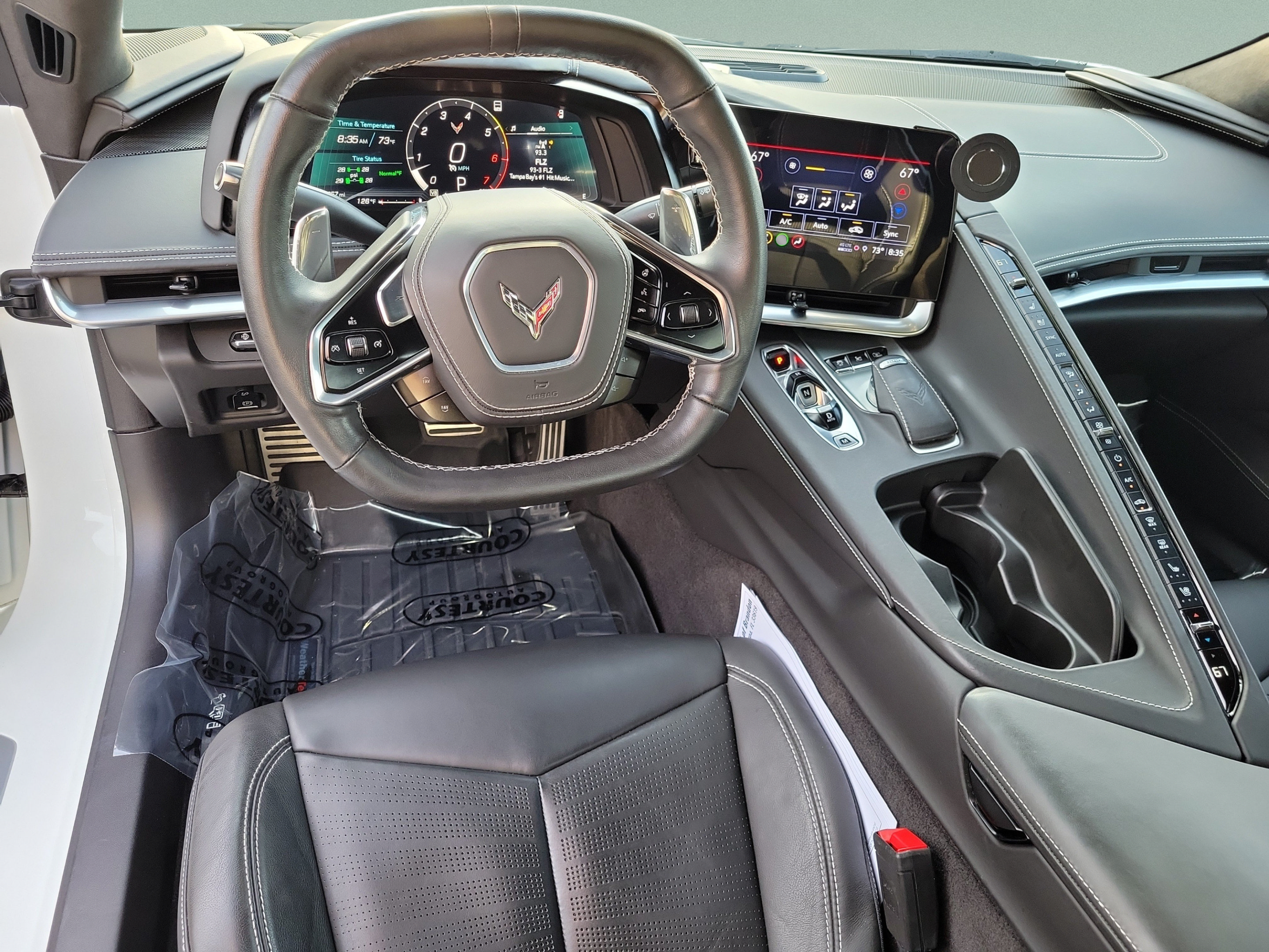 Used 2023 Chevrolet Corvette Stingray Premium Conv w/ Z51 Performance Package RWD image 7