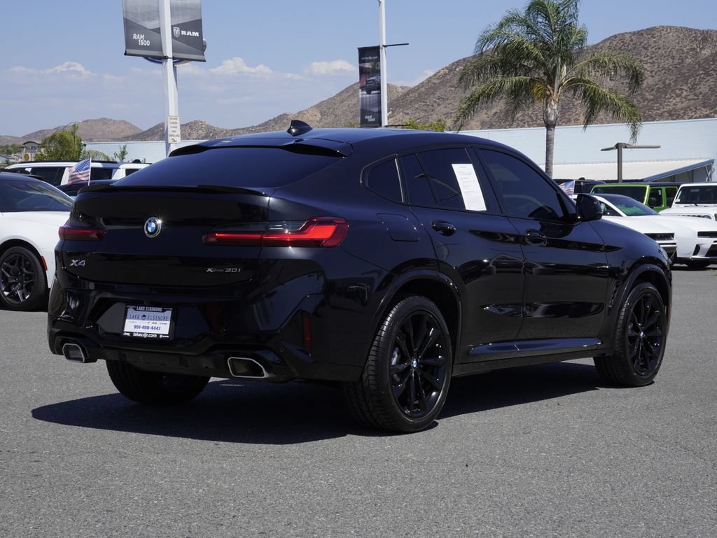 Used 2024 BMW X4 xDrive30i w/ M Sport Package AWD/4WD image 4