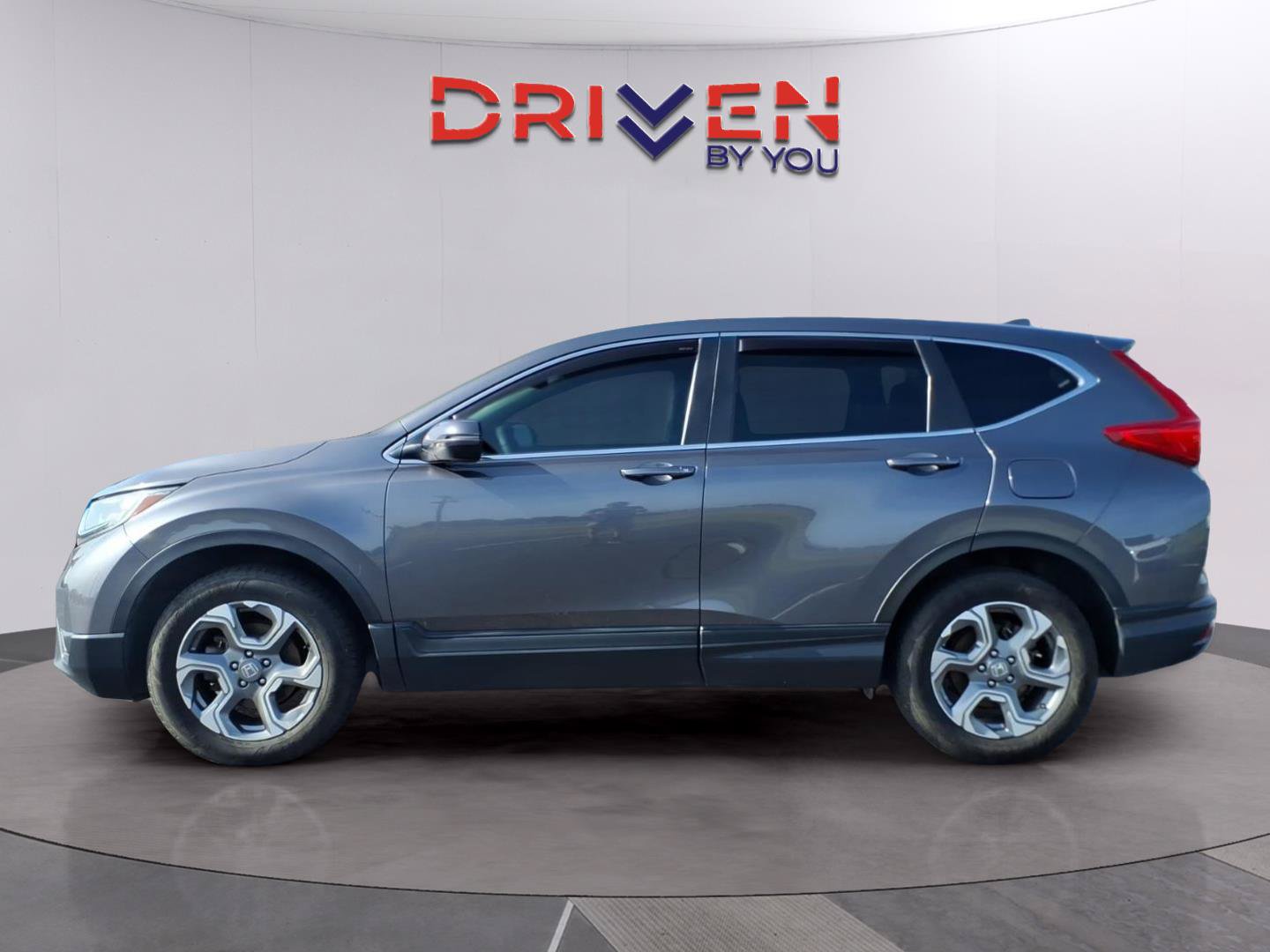 Used 2019 Honda CR-V EX image 2