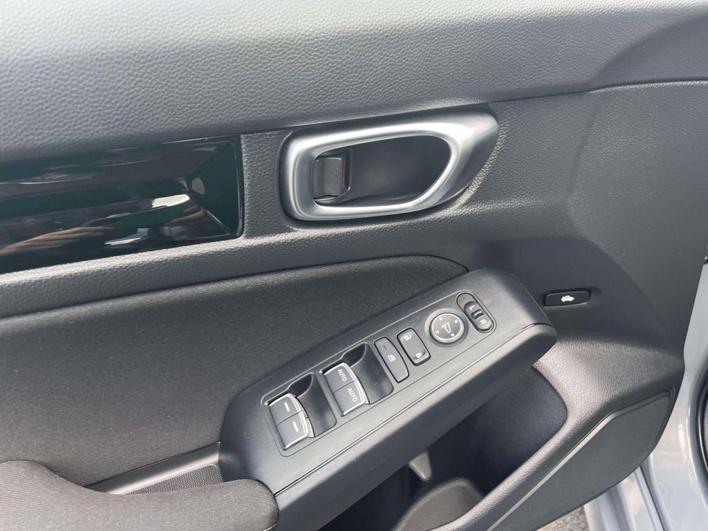 Certified 2025 Honda Civic Sport image 15