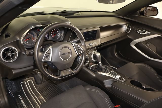 Used 2019 Chevrolet Camaro LT RWD image 30