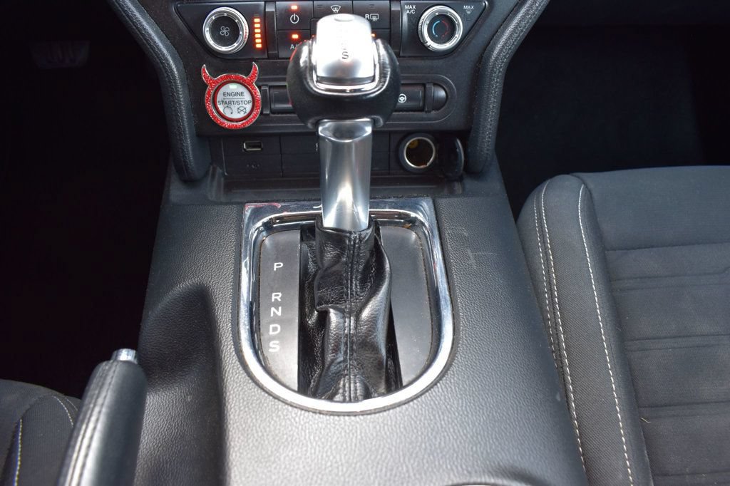 Used 2016 Ford Mustang Coupe RWD image 24
