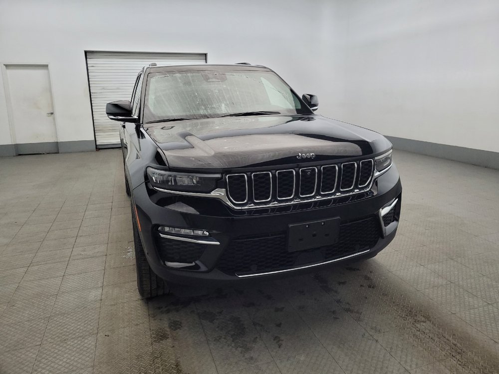Used 2023 Jeep Grand Cherokee Limited w/ Luxury Tech Group II AWD/4WD image 14