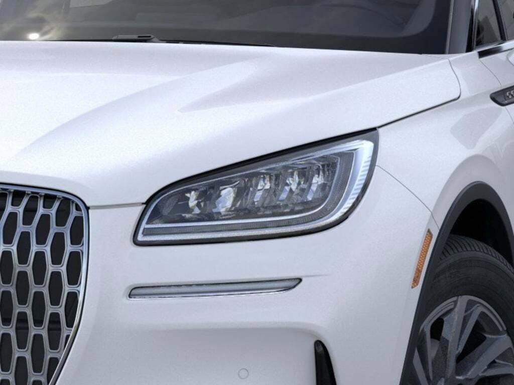 New 2025 Lincoln Corsair AWD w/ Equipment Group 101A image 40