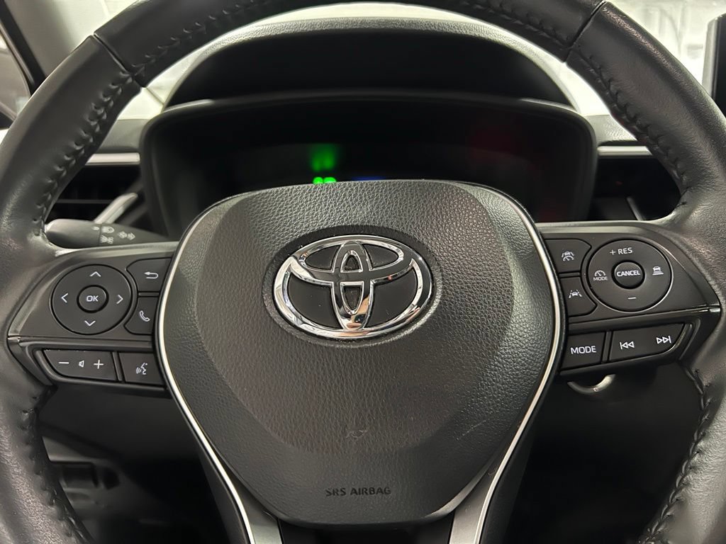 Certified 2023 Toyota Corolla Cross LE FWD image 34