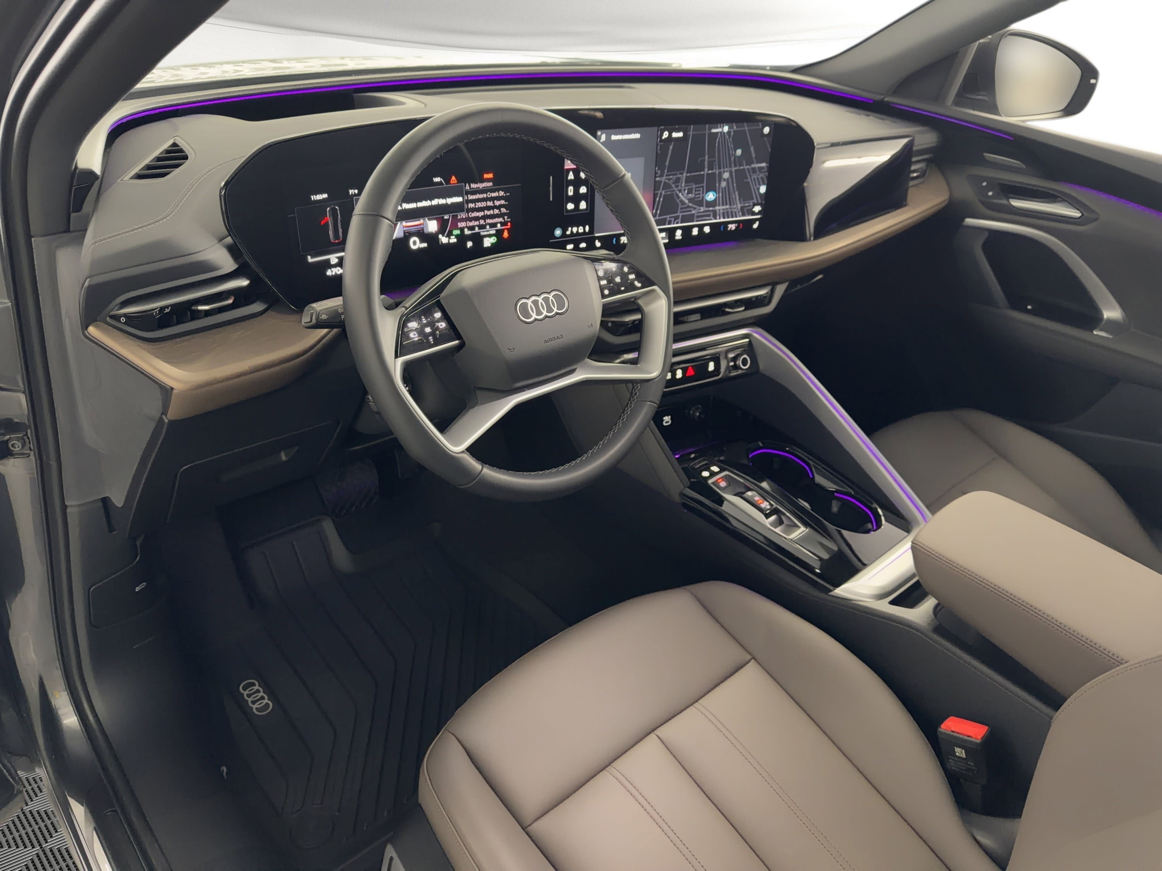 Certified 2025 Audi Q5 Premium w/ Premium Plus AWD/4WD image 4