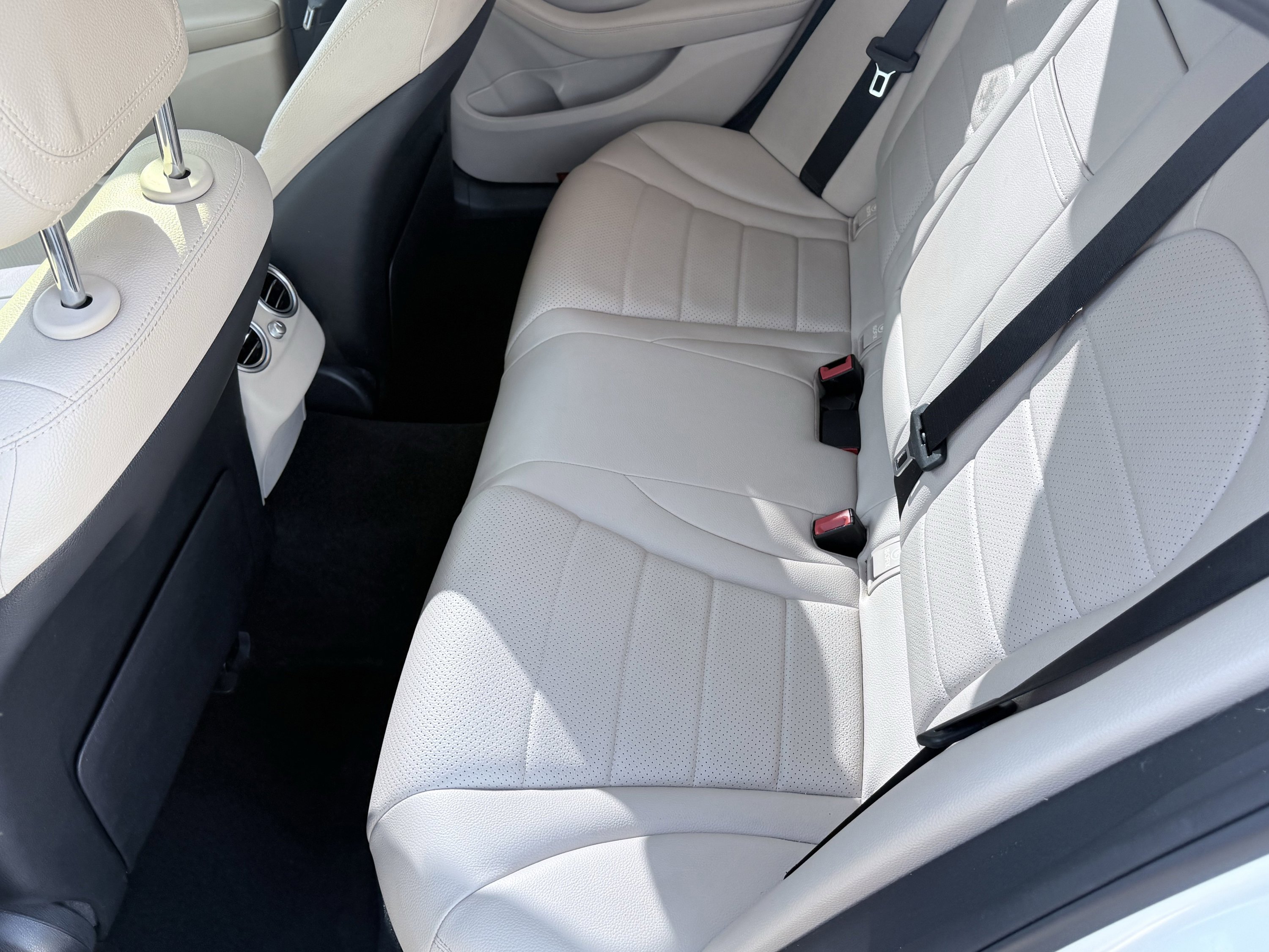 Used 2021 Mercedes-Benz C 300 Sedan image 14