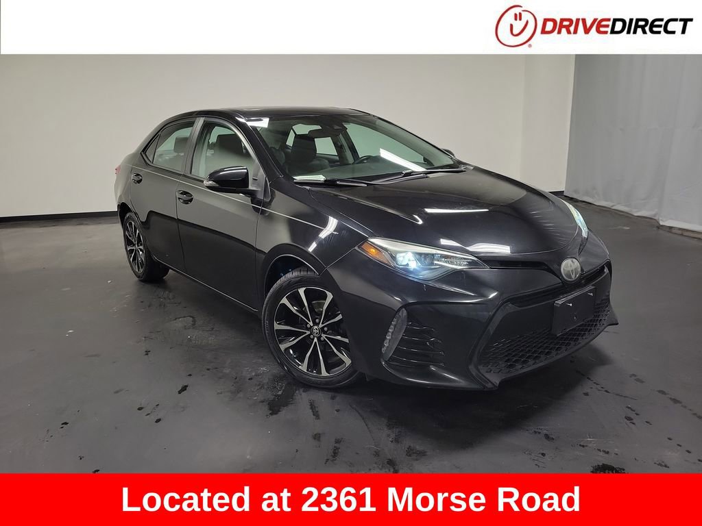 Used 2018 Toyota Corolla XSE image 1