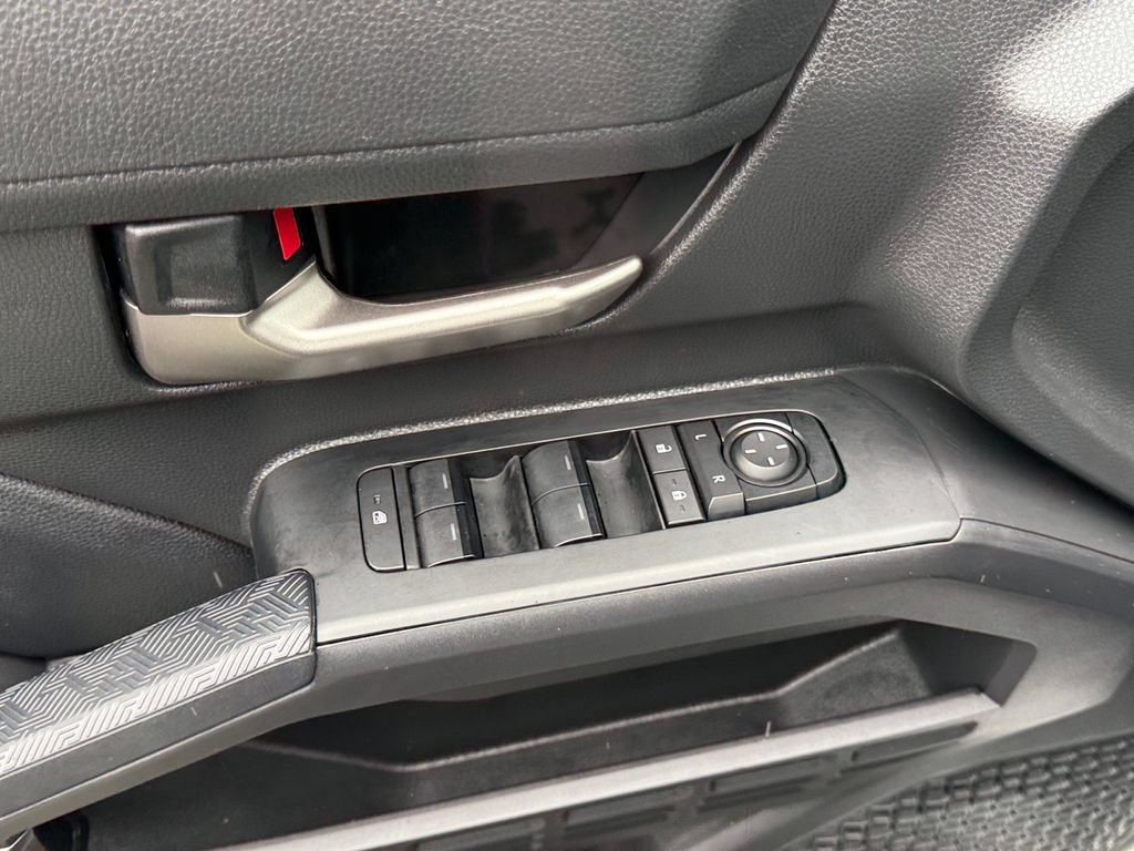 Used 2025 Toyota Tacoma TRD Sport AWD/4WD image 11