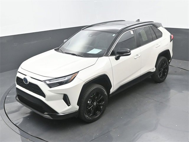 Used 2022 Toyota RAV4 XSE image 32